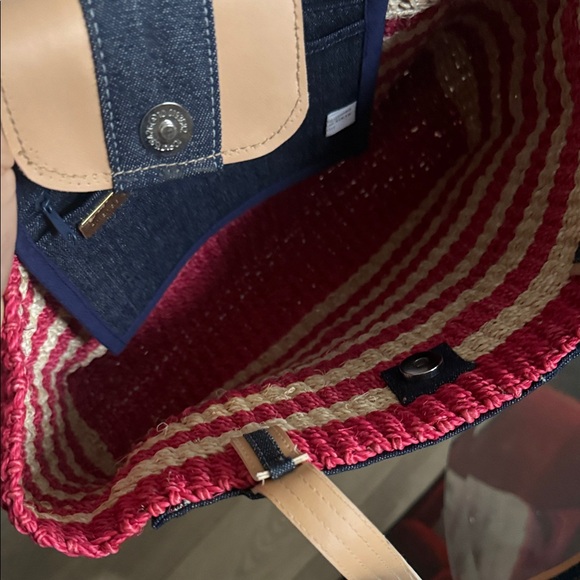 Amanda Smith Red and Tan Striped Tote - Picture 8 of 16